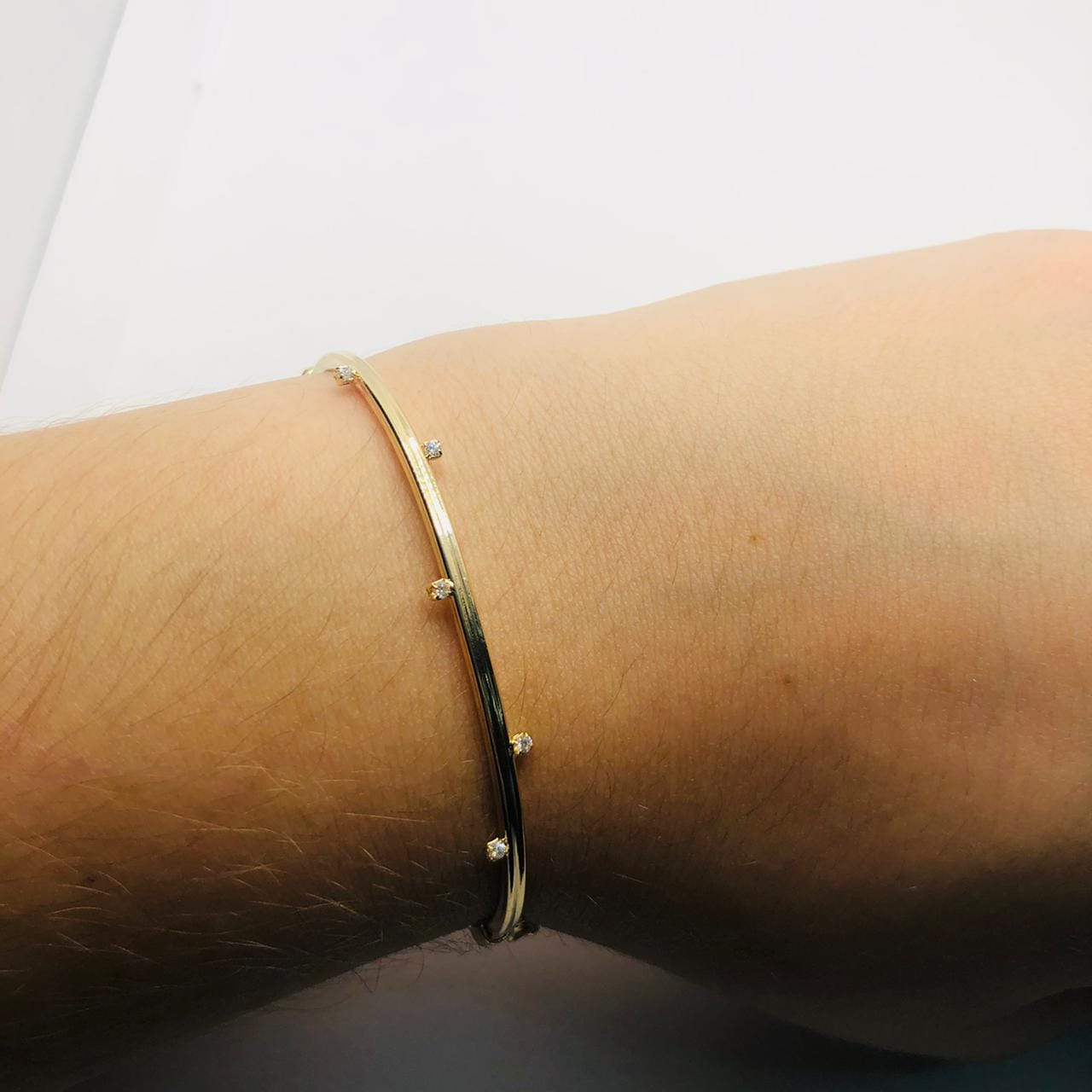 Bracelete Oval Zirconias Semijoia Dourada