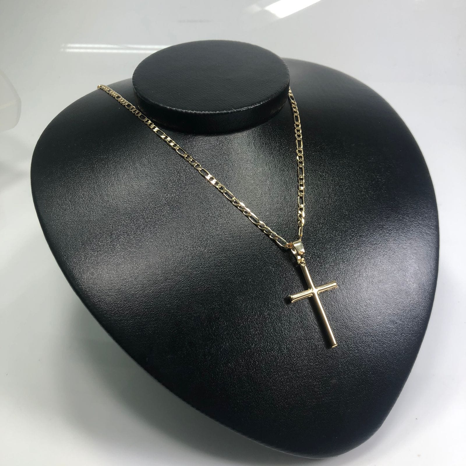 Gargantilha Masculina Pingente Cruz Dourada Lisa Semijoia Dourada